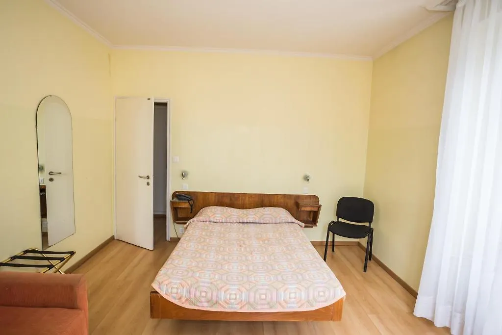 Hotel Moderne Geneva